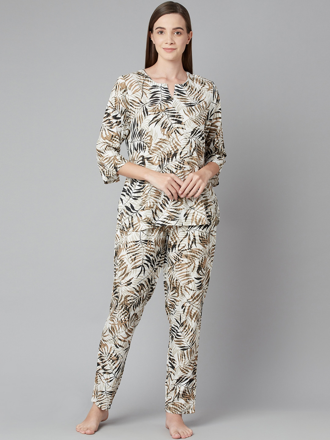 

RUNWAYIN Women White & Brown Printed Night suit