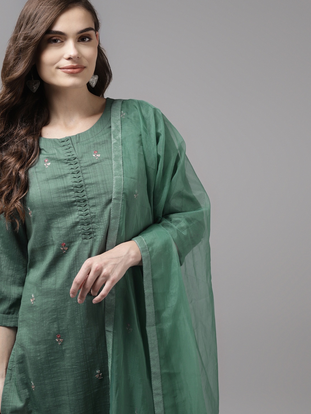 

Indo Era Women Sea Green Floral Embroidered Regular Sequinned Kurta with Trousers & With Dupatta