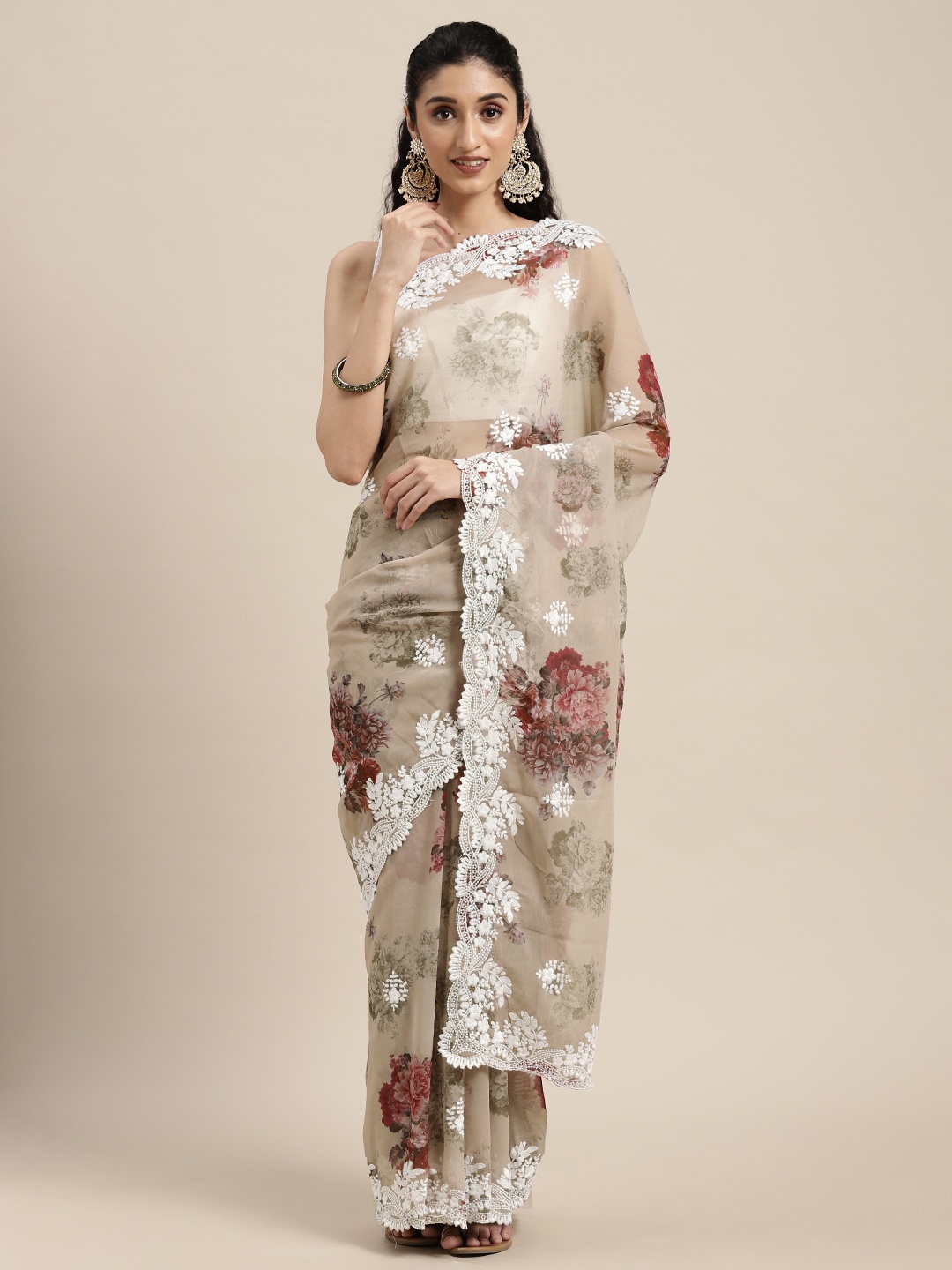 

VASTRANAND Cream-Coloured Floral Chikankari Saree