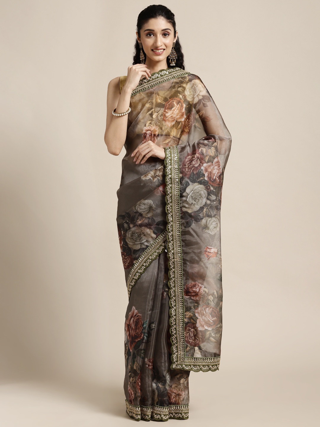 

VASTRANAND Green Floral Sequinned Organza Saree