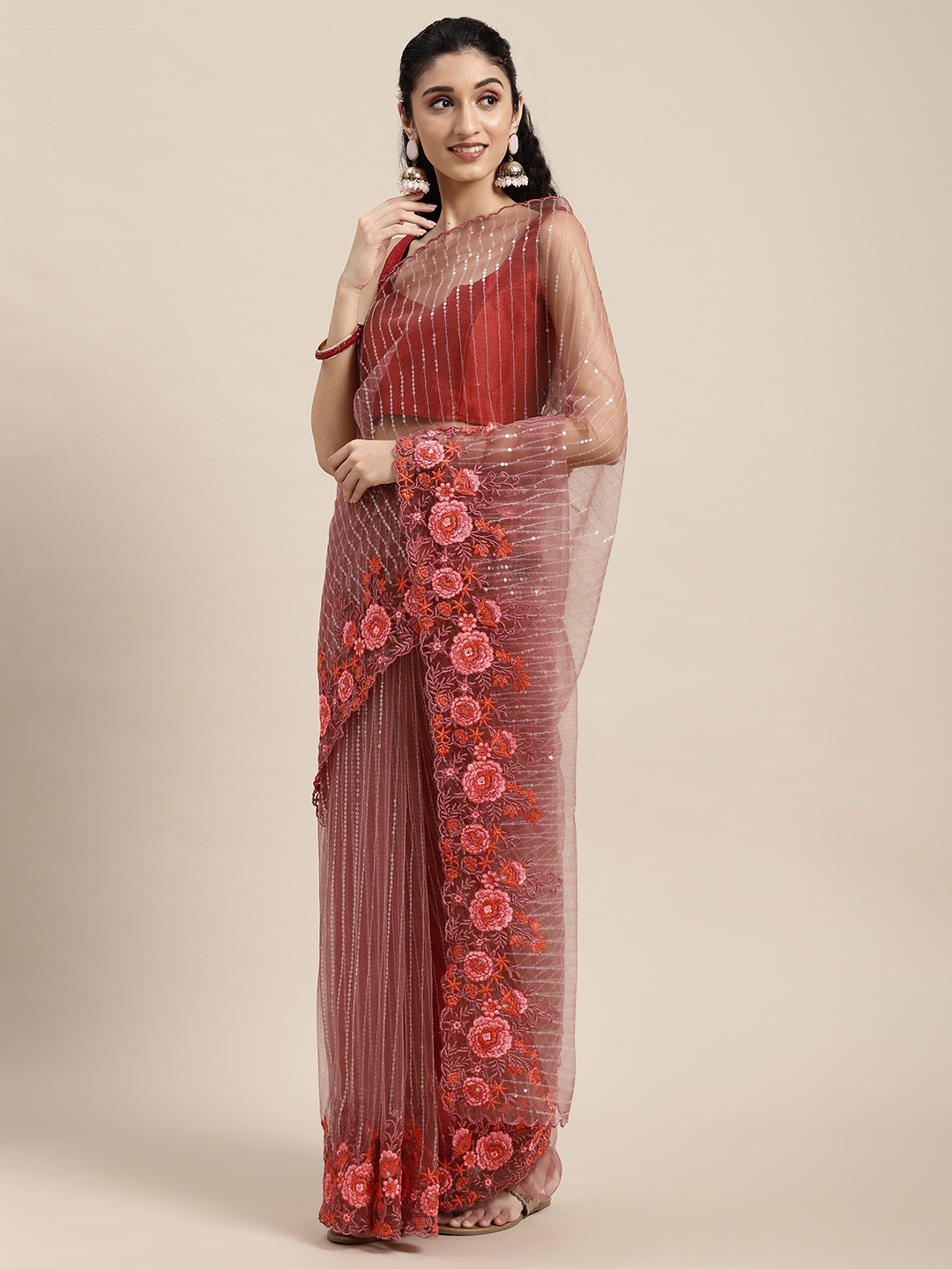 

VASTRANAND Red Floral Sequinned Net Saree