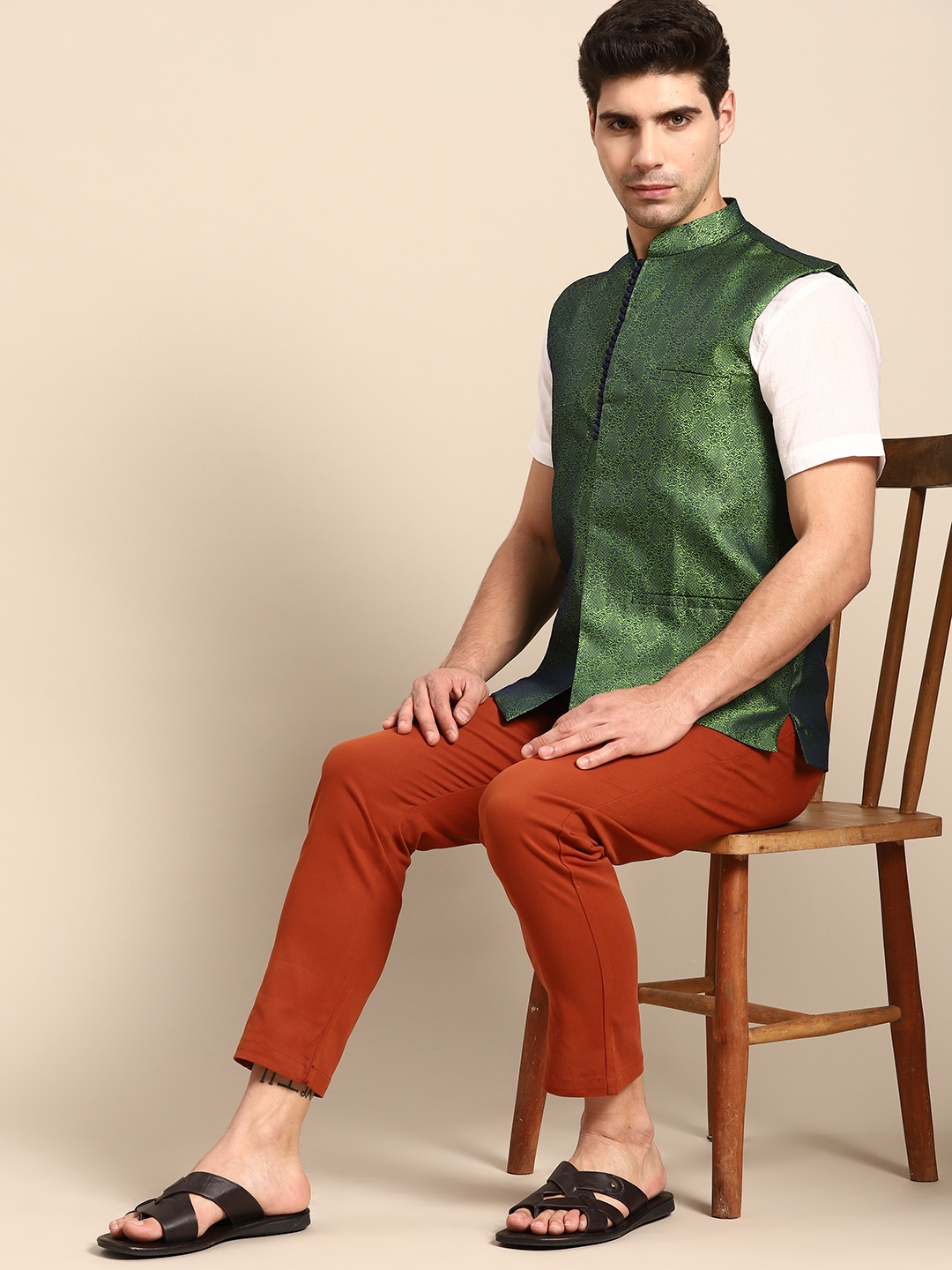 

Anouk Men Green Ethnic Motif Printed Nehru Jacket with Pocket Square