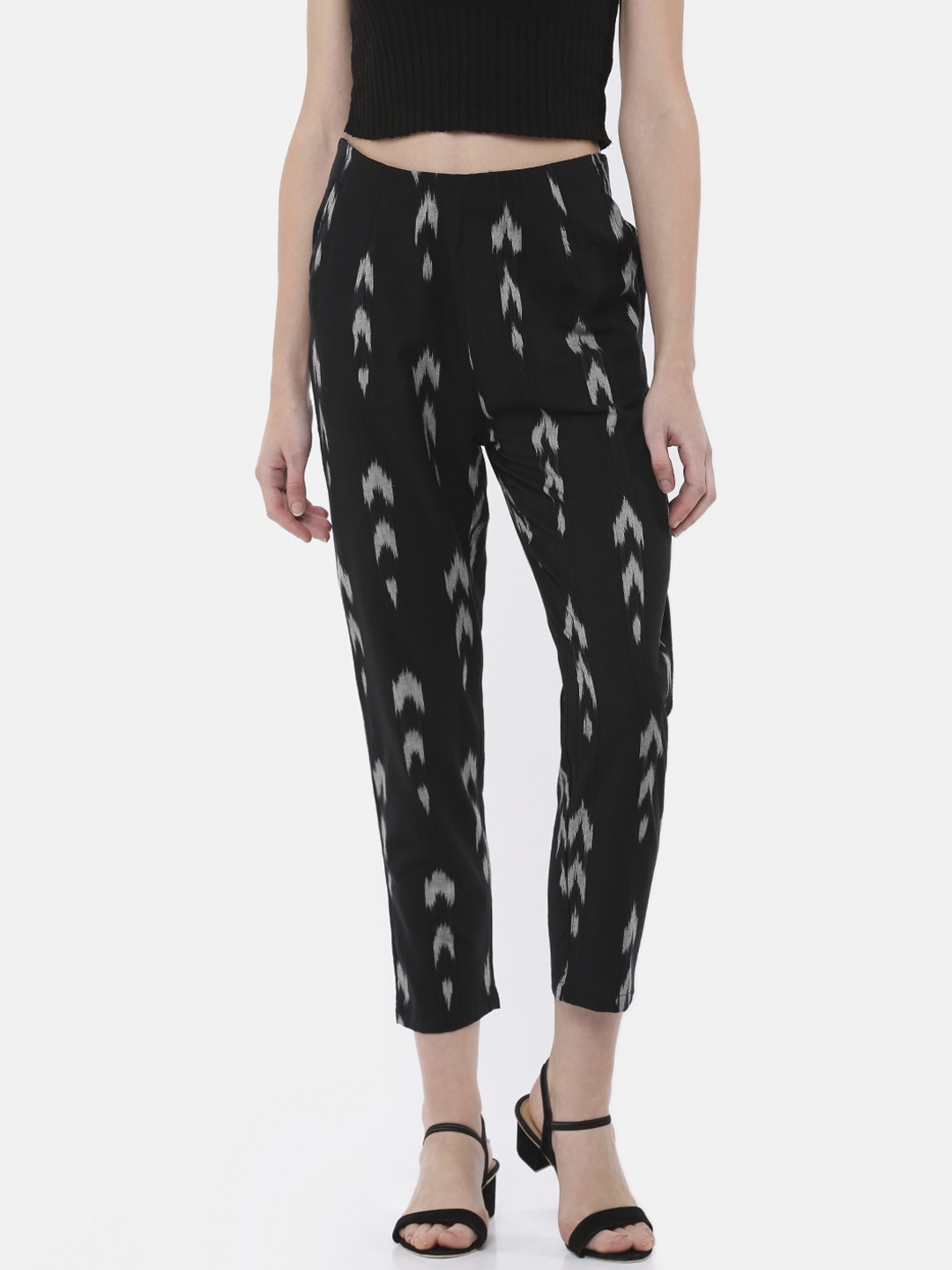 

De Moza Women Black Printed Straight Fit Trousers