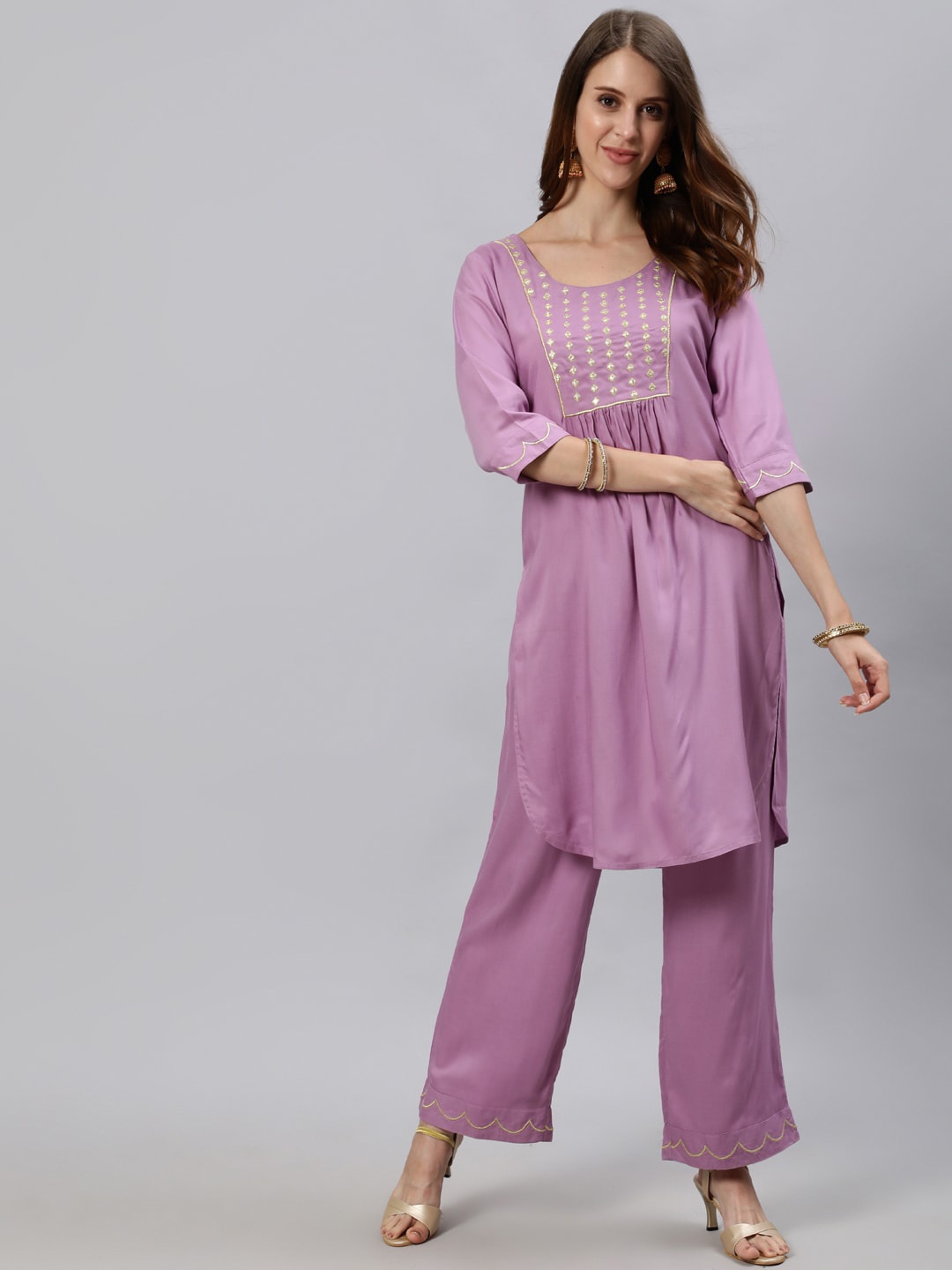 

Jaipur Kurti Women Purple Embroidered Yoke Design Regular Kurti With Trousers