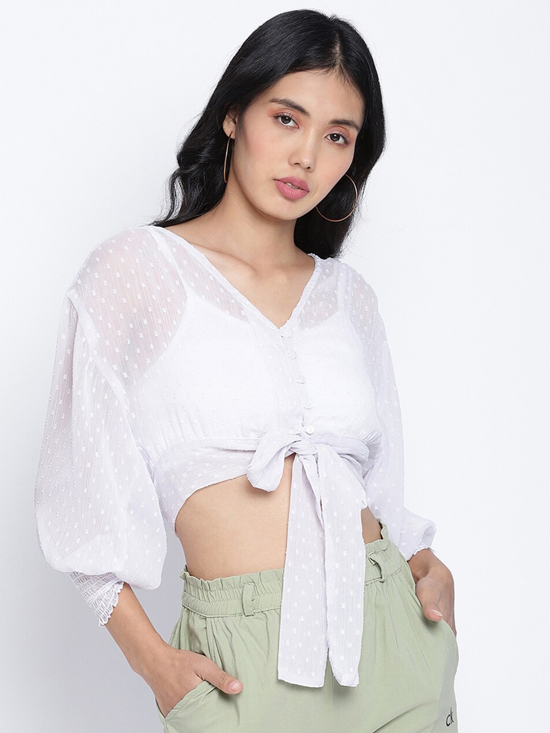 

Oxolloxo White Regular Waist Tie-Ups Crop Top