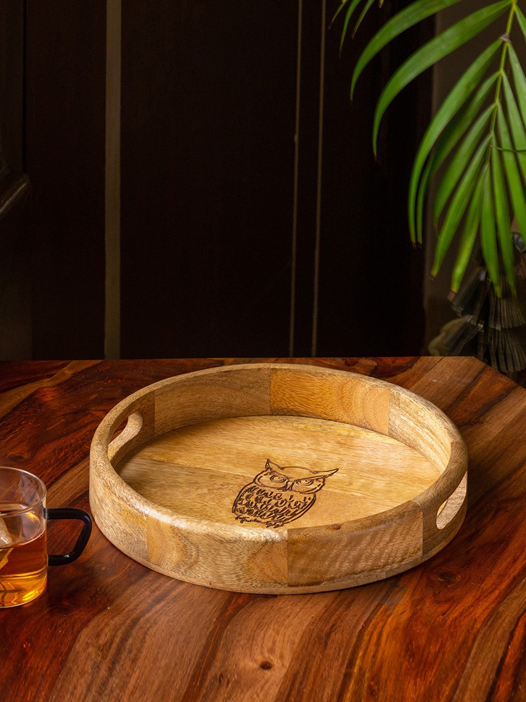 

ExclusiveLane Brown Round Wooden Serving Tray