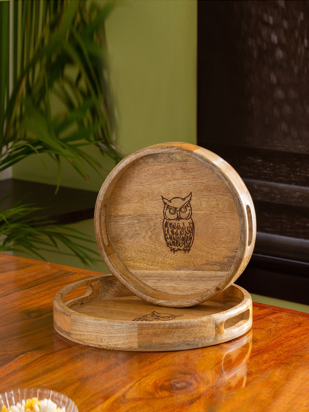 

ExclusiveLane Set Of 2 Brown Handcrafted Wooden Serving Tray