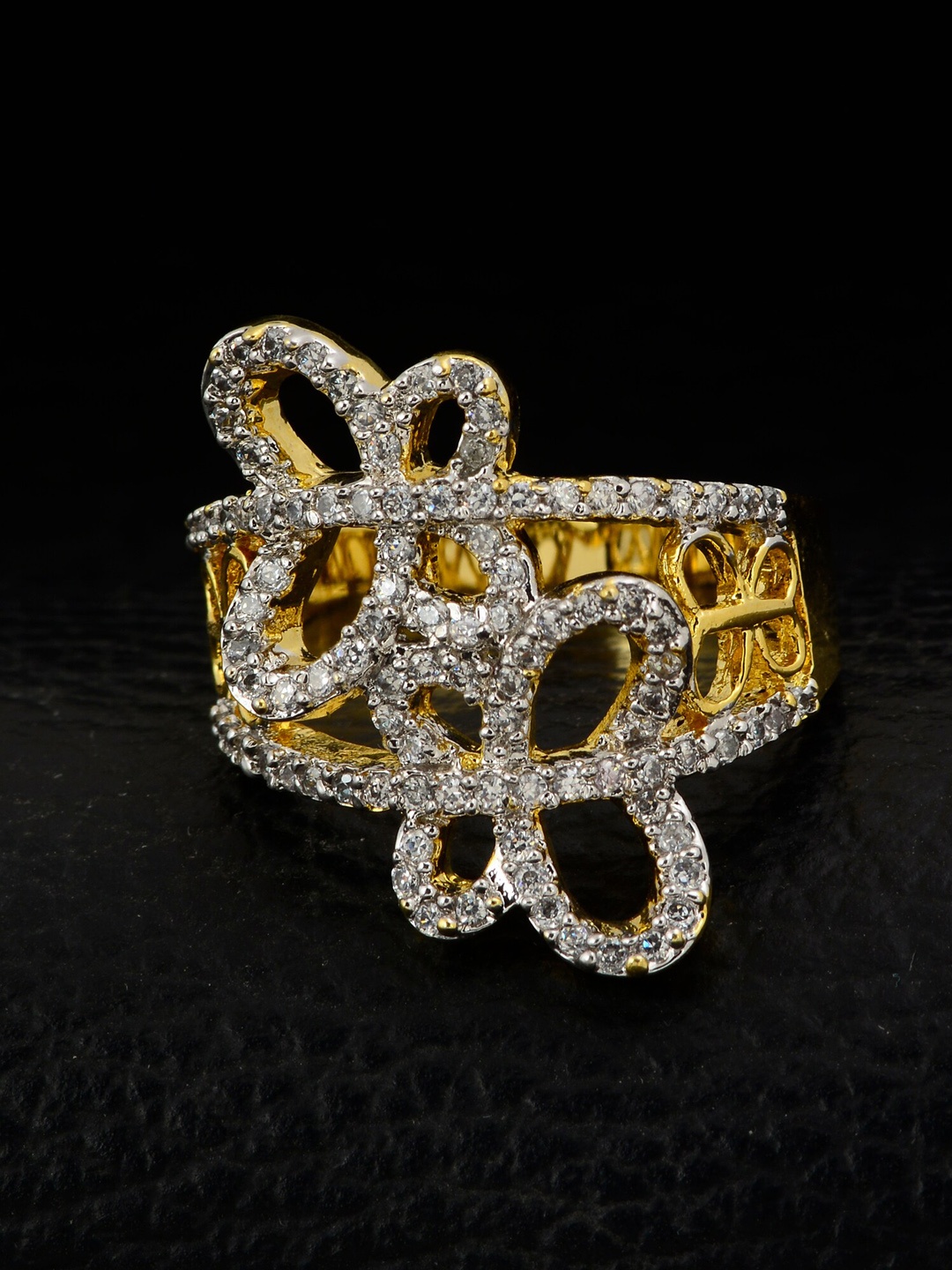 

Silgo Gold-Plated White Stone-Studded Finger Ring