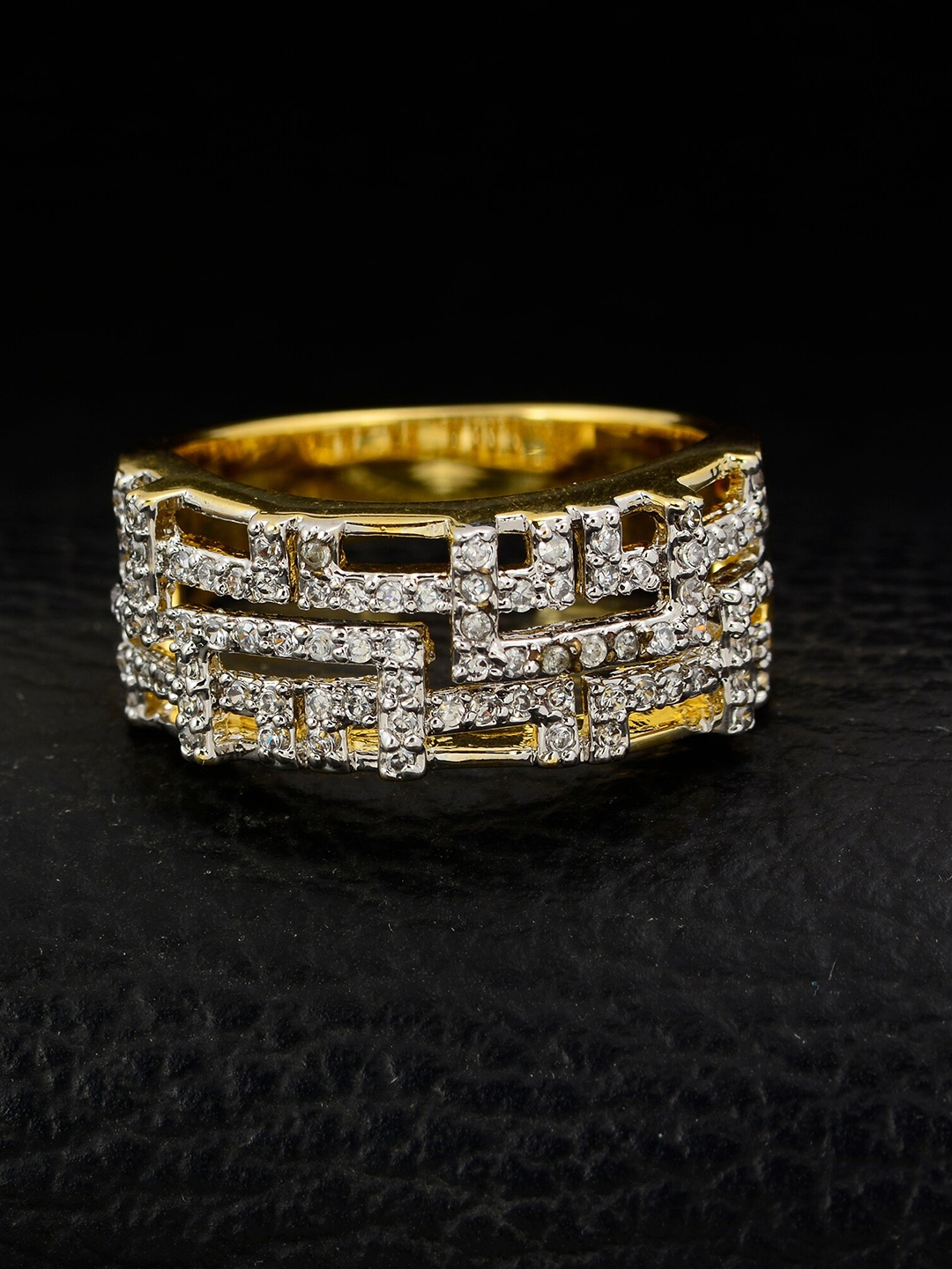 

Silgo Gold-Plated White Stone-Studded Finger Ring