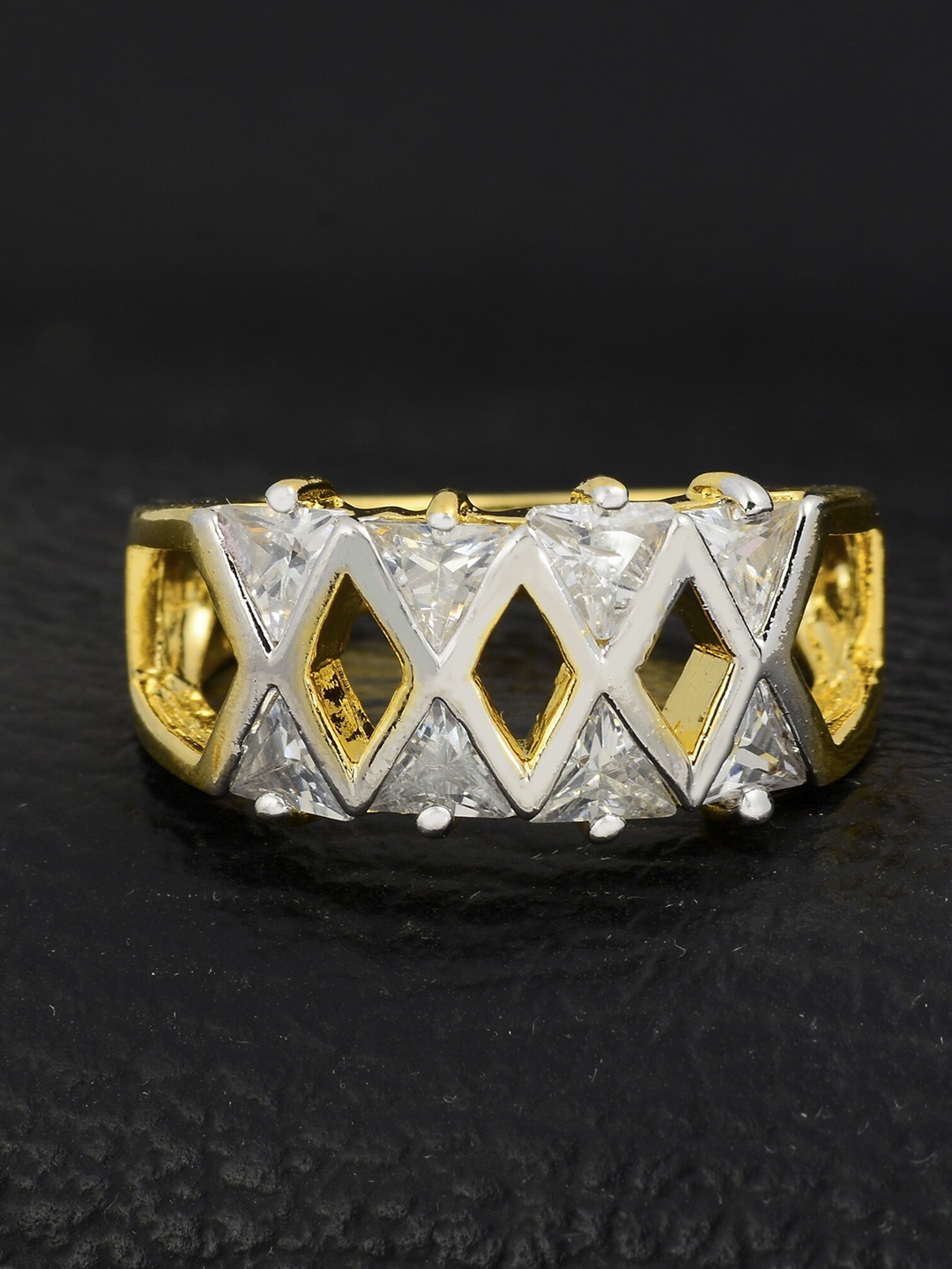 

Silgo Gold-Plated White Stone-Studded Finger Ring