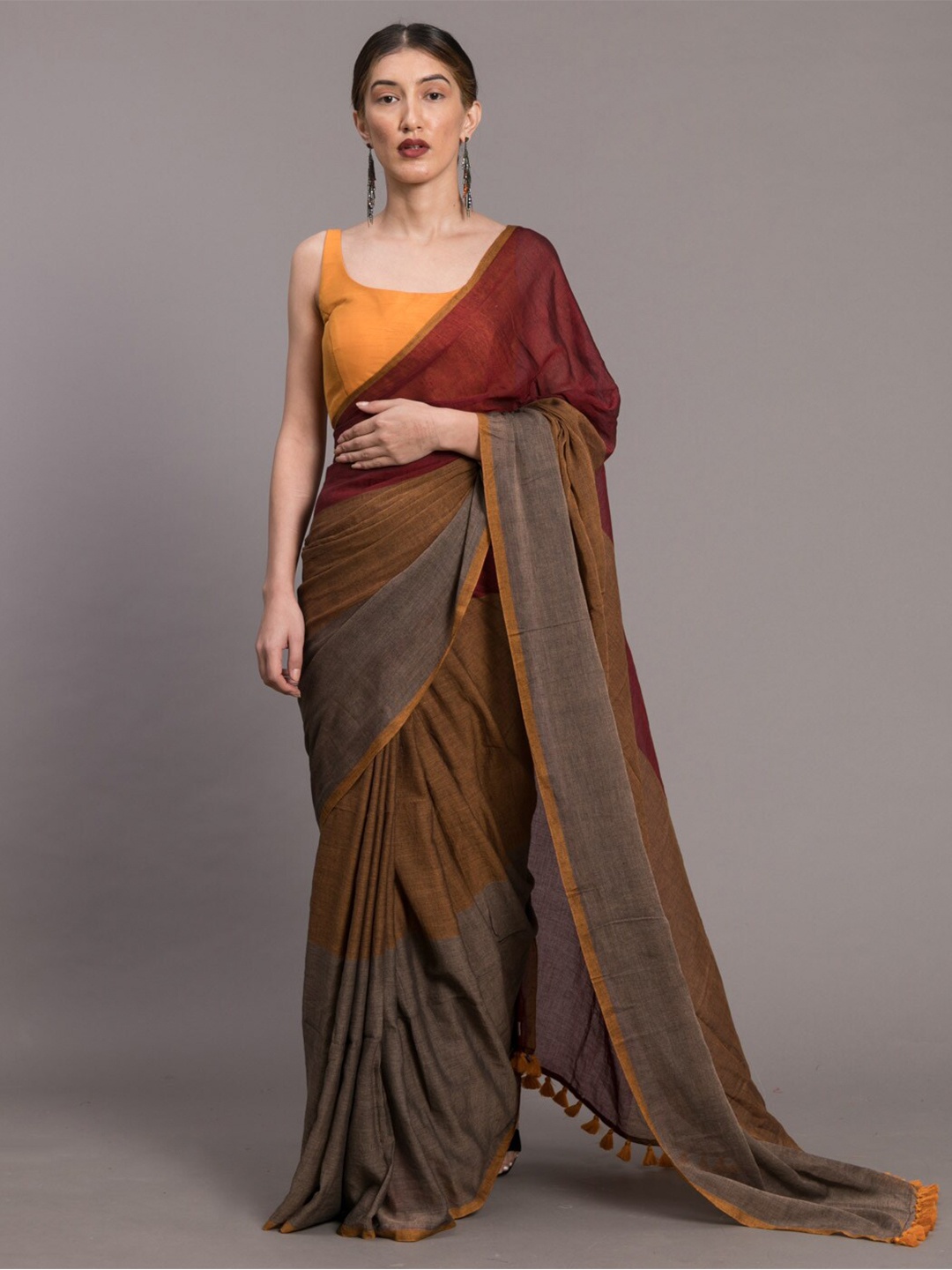 

Suta Grey & Maroon Colourblocked Pure Cotton Saree, Multi