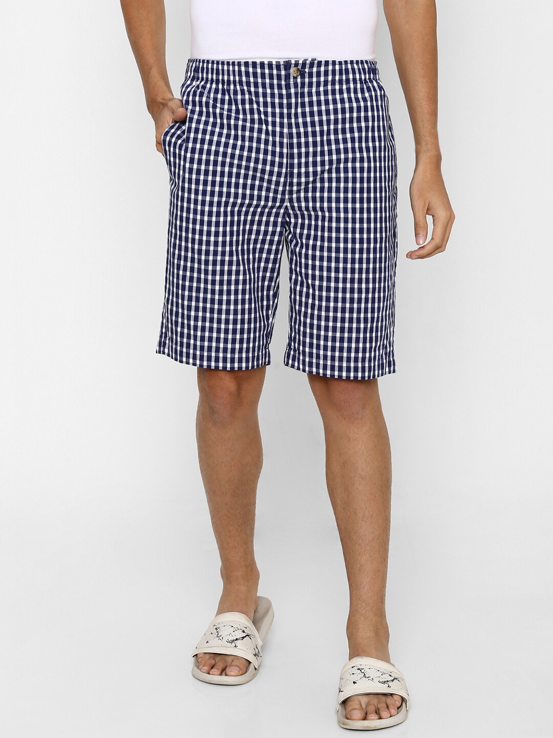 

Ajile by Pantaloons Men Blue & White Checked Pure Cotton Lounge Shorts