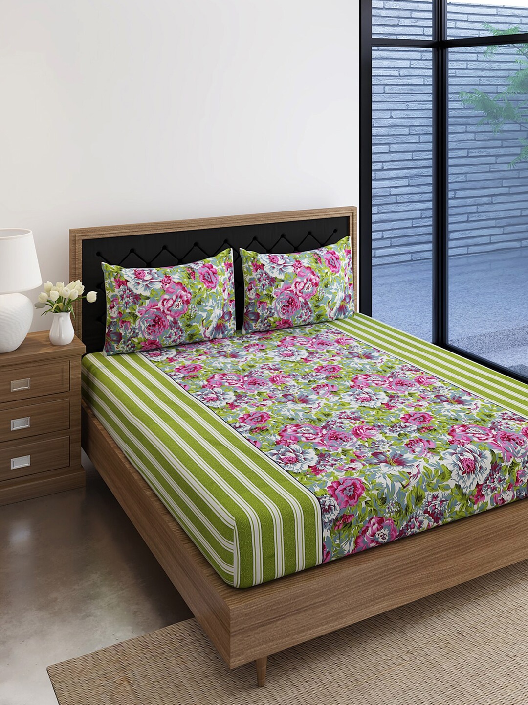 

SWAYAM Green & Pink Floral Printed 144 TC Cotton King Bedsheet with 2 Pillow Covers