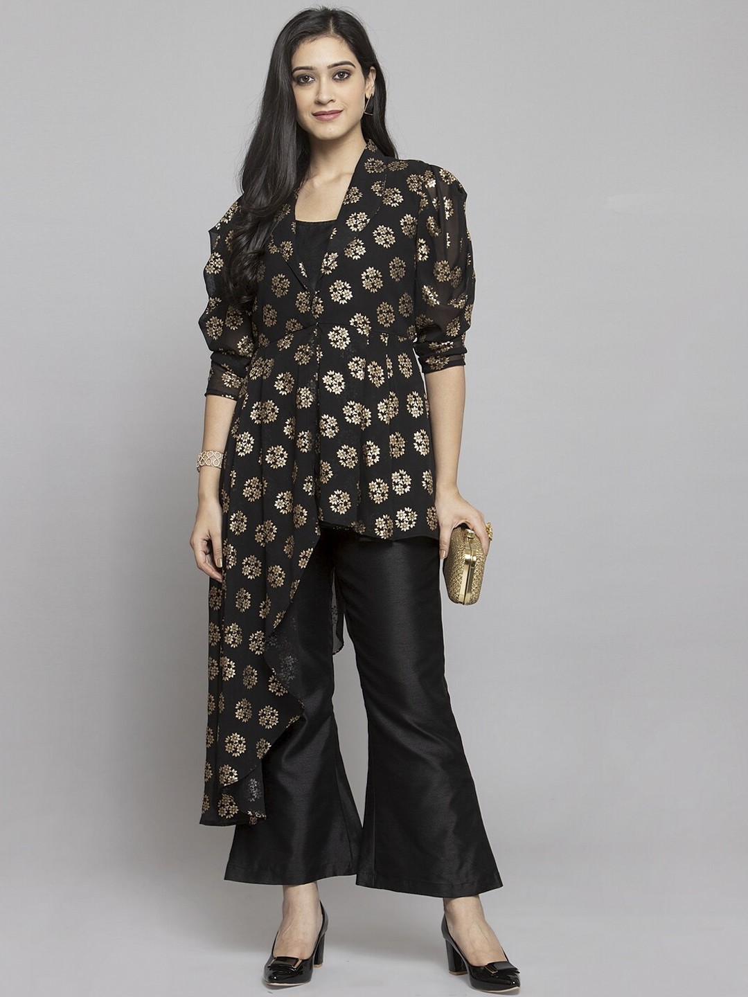 

Get Glamr Women Black Foil Printed Kurta with Trousers