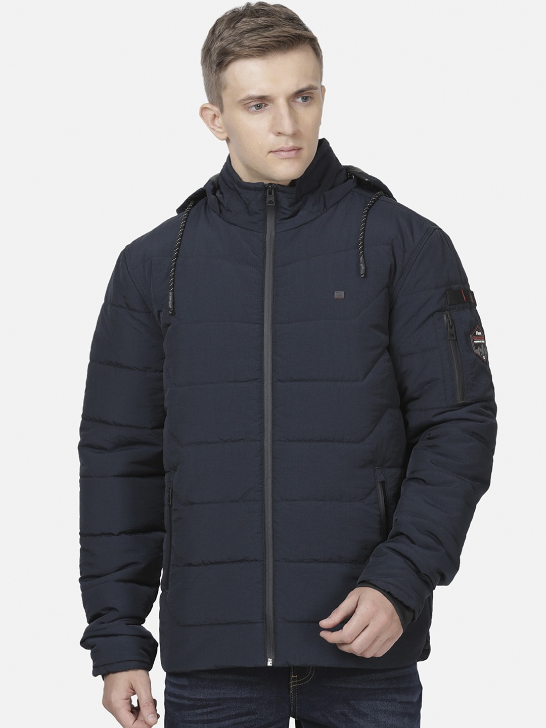 

t-base Men Navy Blue Lightweight Hooded Puffer Jacket