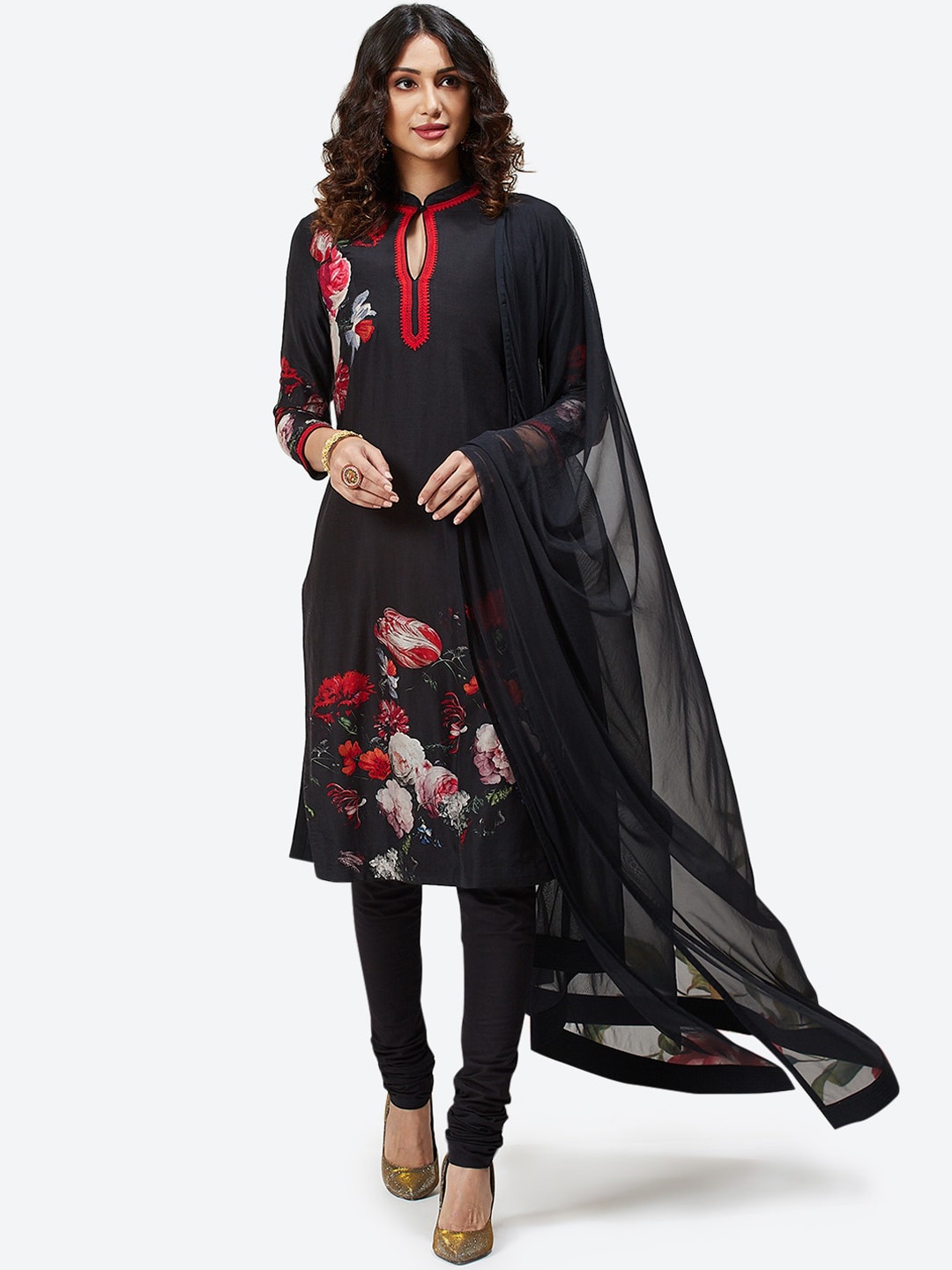 

Biba by Rohit Bal by Rohit Bal Women Black & Red Floral Printed Regular Kurta With Churidar & Dupatta