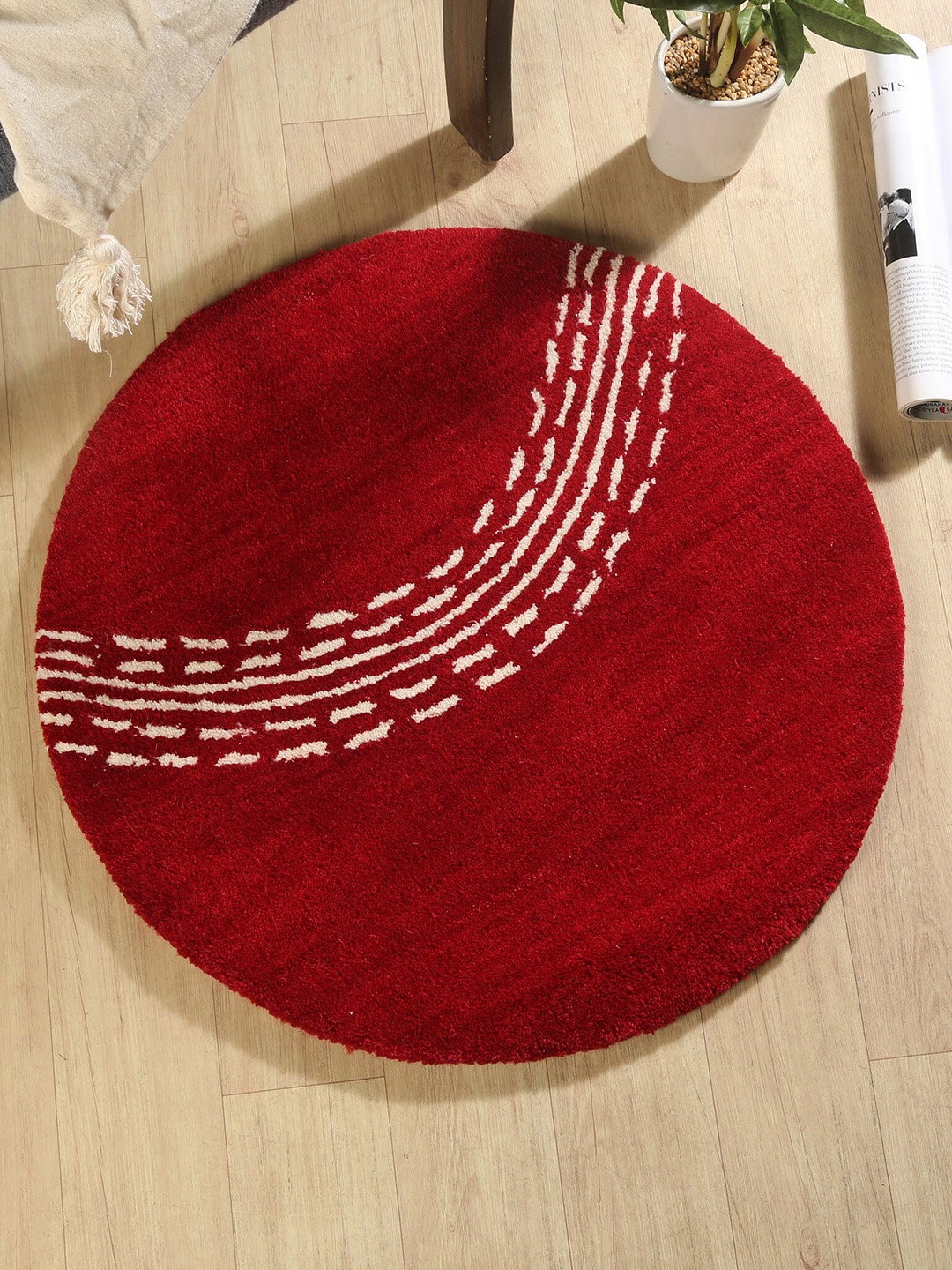 

Bigsmall Red & White Cricket Ball Round Rug