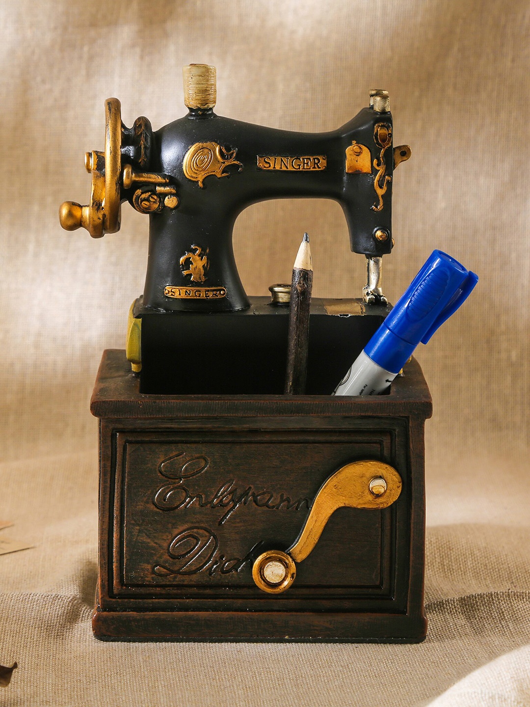 

Bigsmall Black & Gold Sewing Machine Stationery Holder