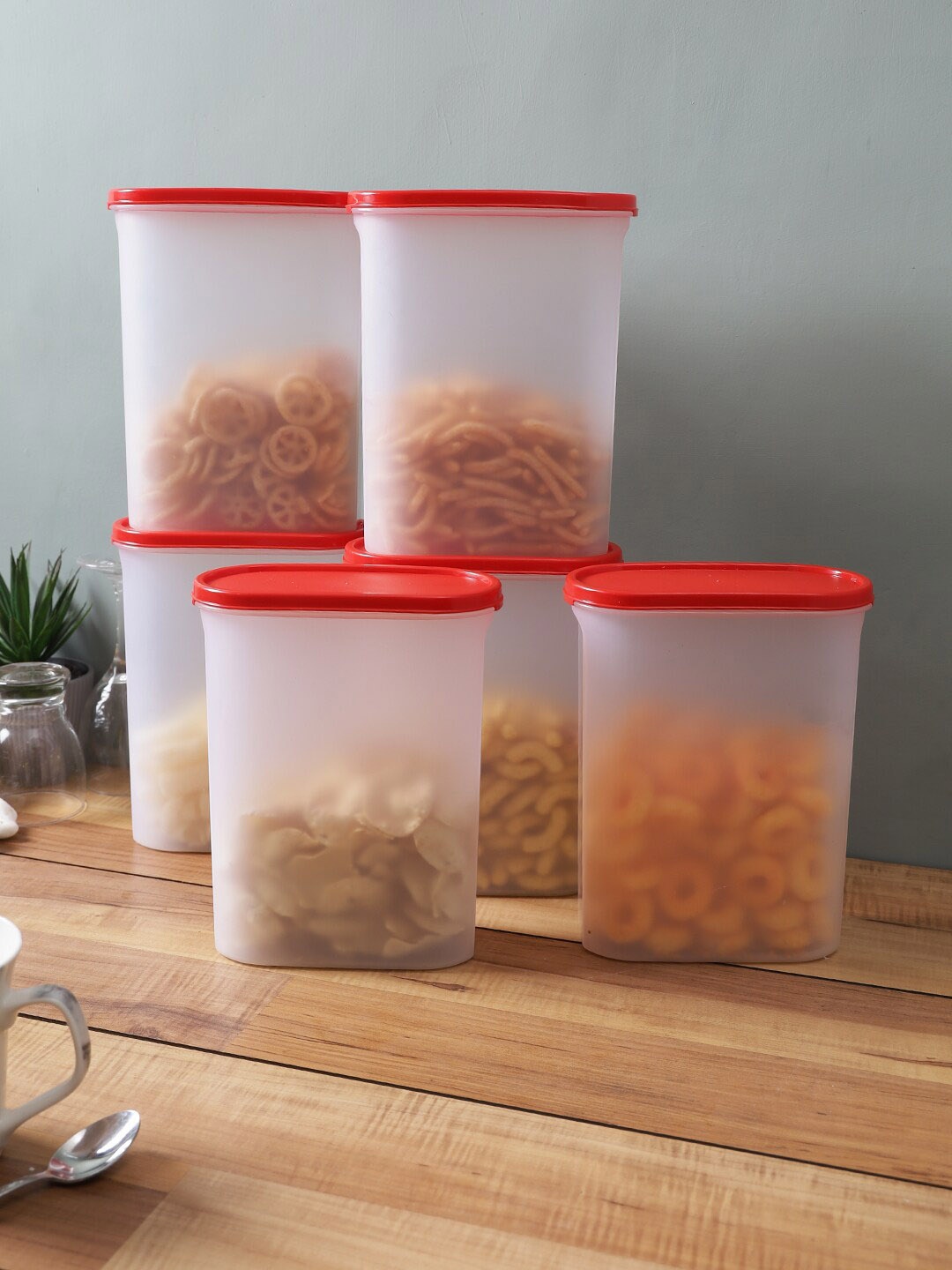 

Abode Set Of 6 Transparent & Red Solid Microwave & Dishwasher Safe Food Container