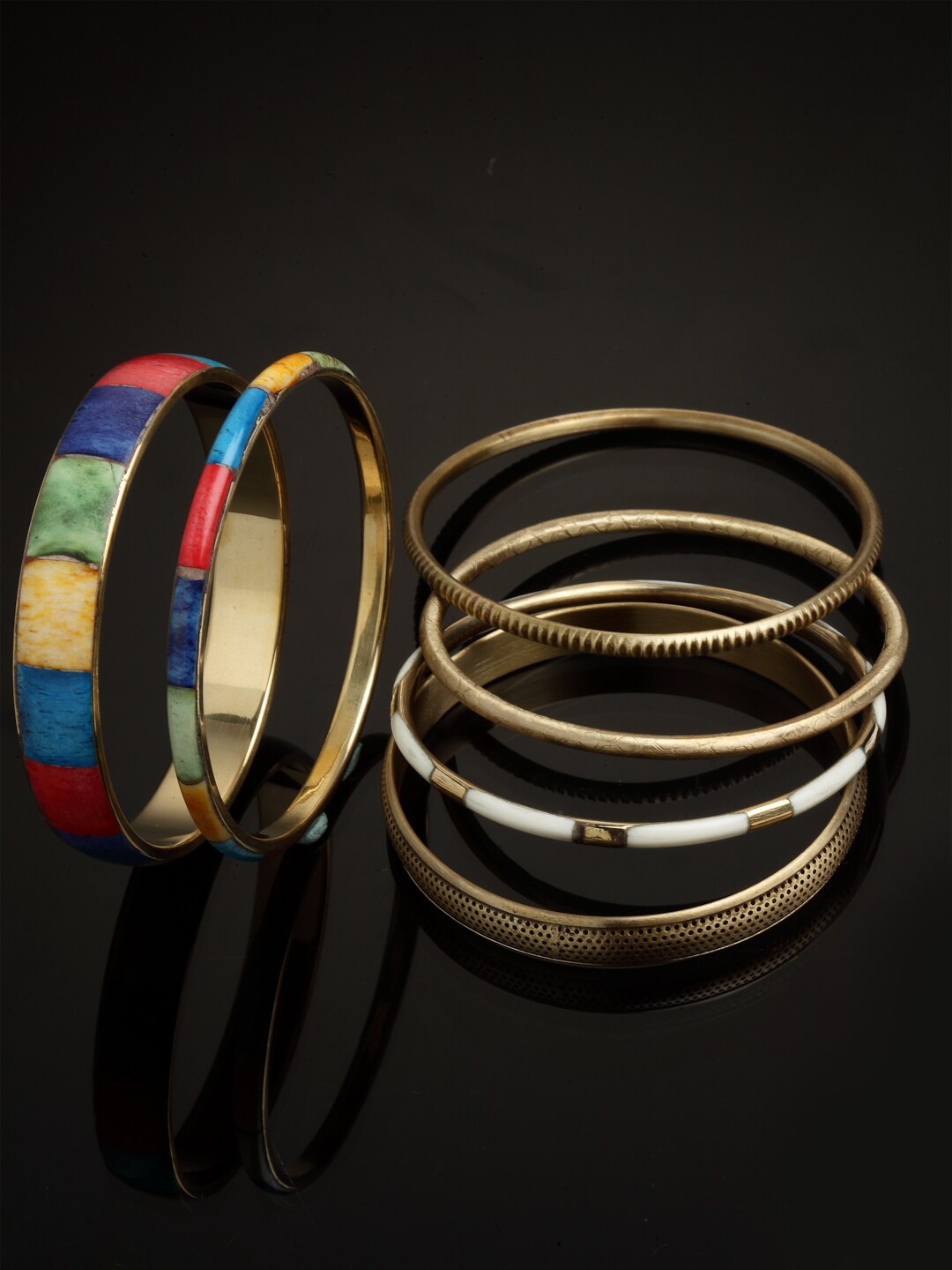 

VOGUE PANASH Set Of 6 Gold-Toned Red & Blue Enamelled Handcrafted Bangles