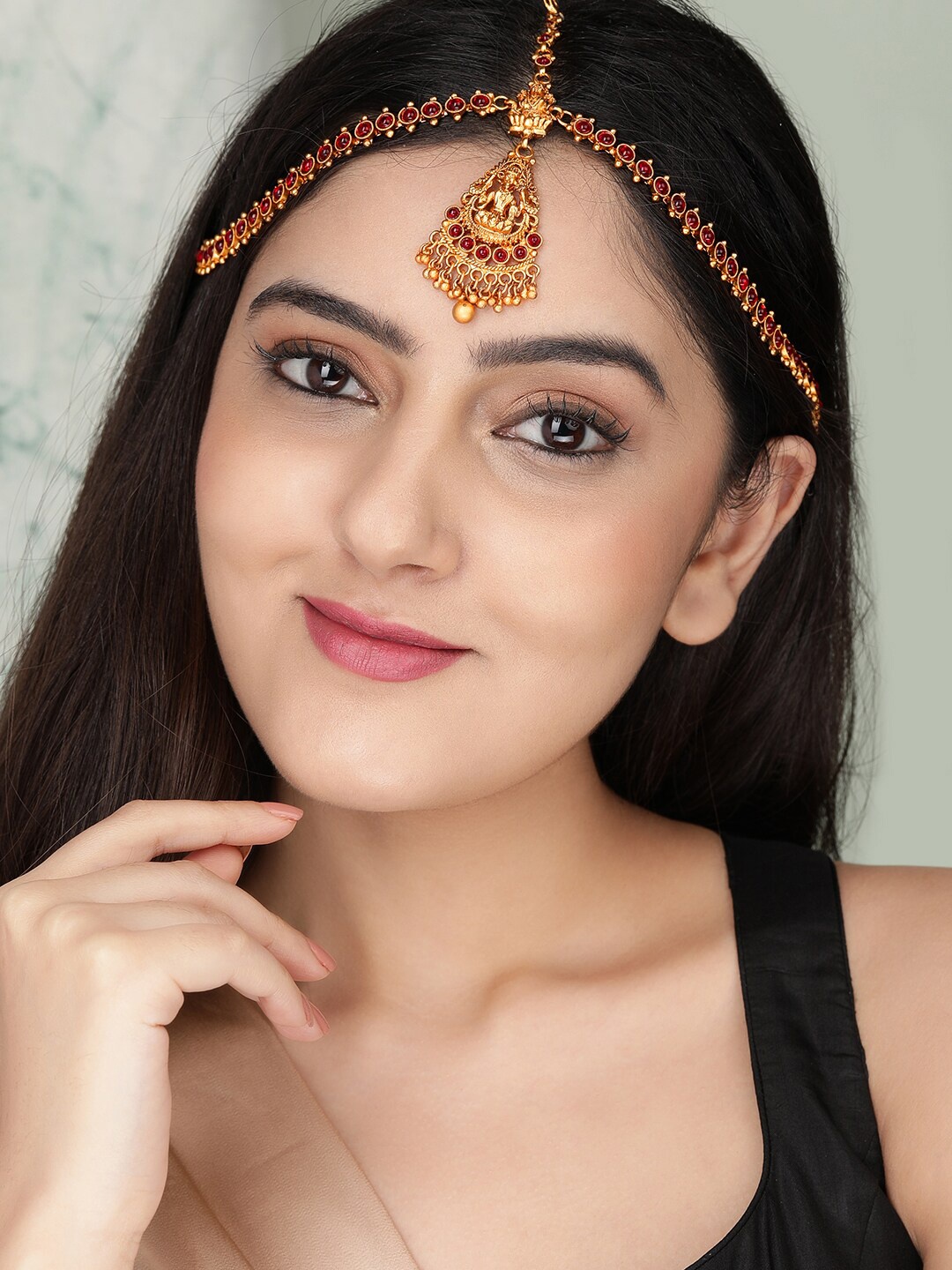 

Rubans Gold-Pleated Red Stone-Studded Handcrafted Mathapatti