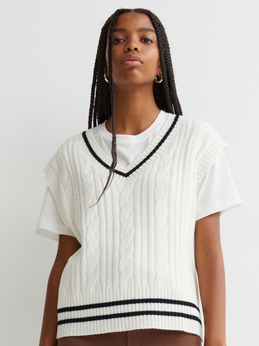 

H&M Women Cable-Knit Sweater Vest, White