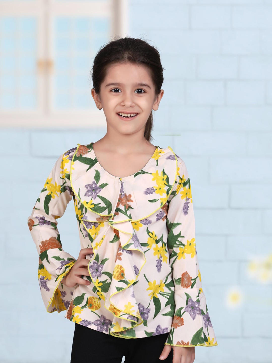 

Cutiekins Girls Cream & Yellow Floral Printed Ruffles Crepe Regular Top