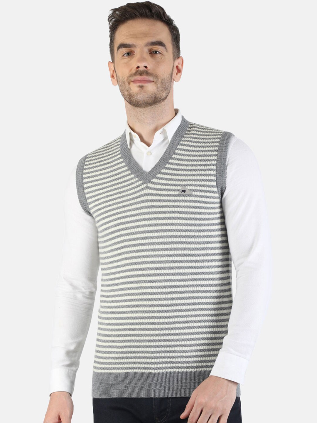 

Monte Carlo Men Grey & White Striped Pure Woollen Sweater Vest