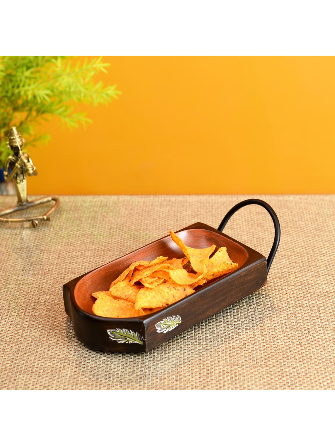 

AAKRITI ART CREATIONS Brown & White Printed Chips & Snacks Server With Handle