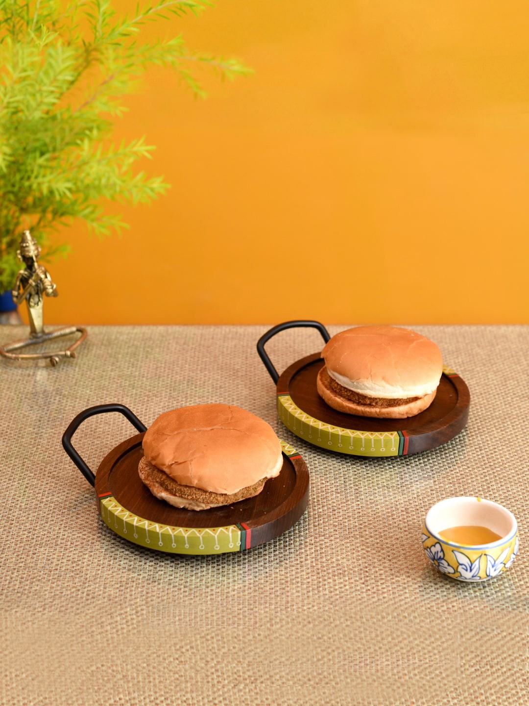 

AAKRITI ART CREATIONS Set Of 2 Brown & Yellow Snack Trays
