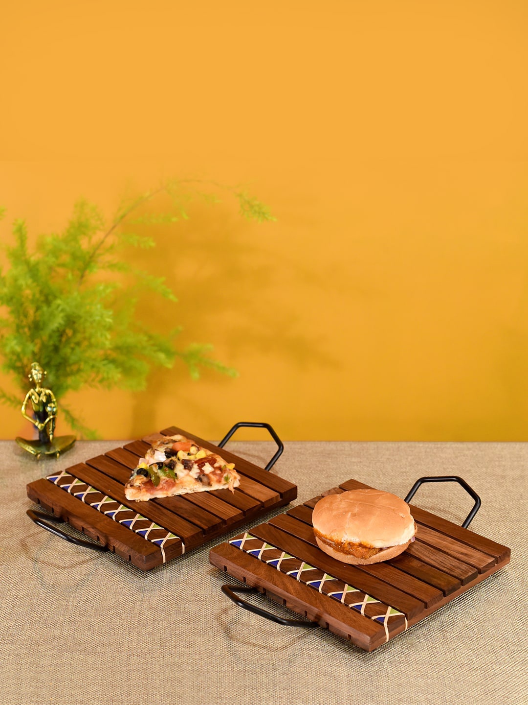 

AAKRITI ART CREATIONS Set Of 2 Brown & Green Hand Knitted Snacking Trays