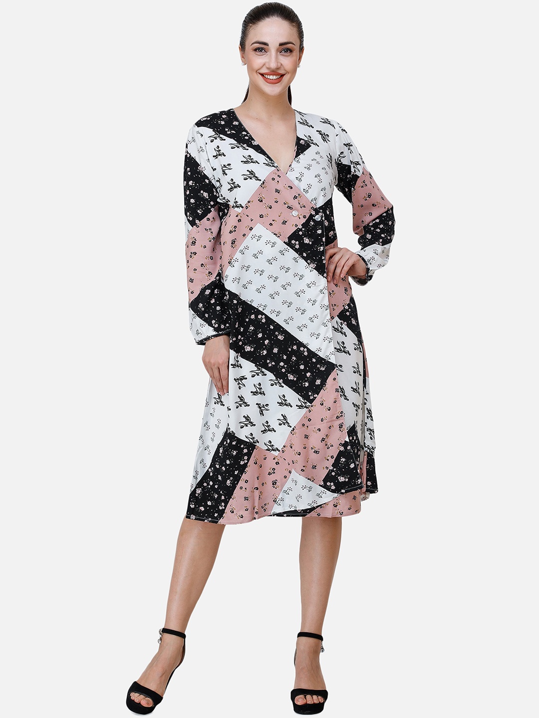 

DECHEN Women White & Pink A-Line Dress
