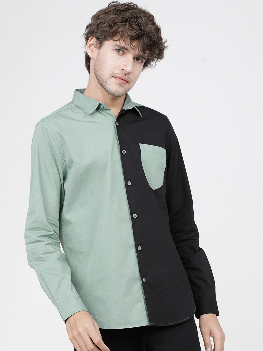 

HIGHLANDER Men Green Slim Fit Opaque Colourblocked Casual Shirt
