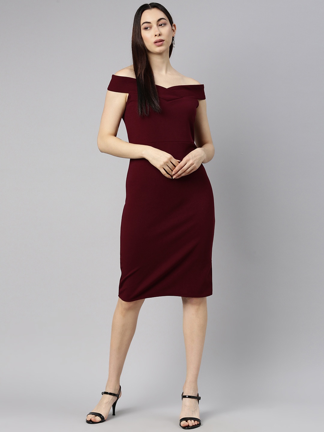 

Selvia Maroon Solid Knitted Lycra Off-Shoulder Bodycon Dress