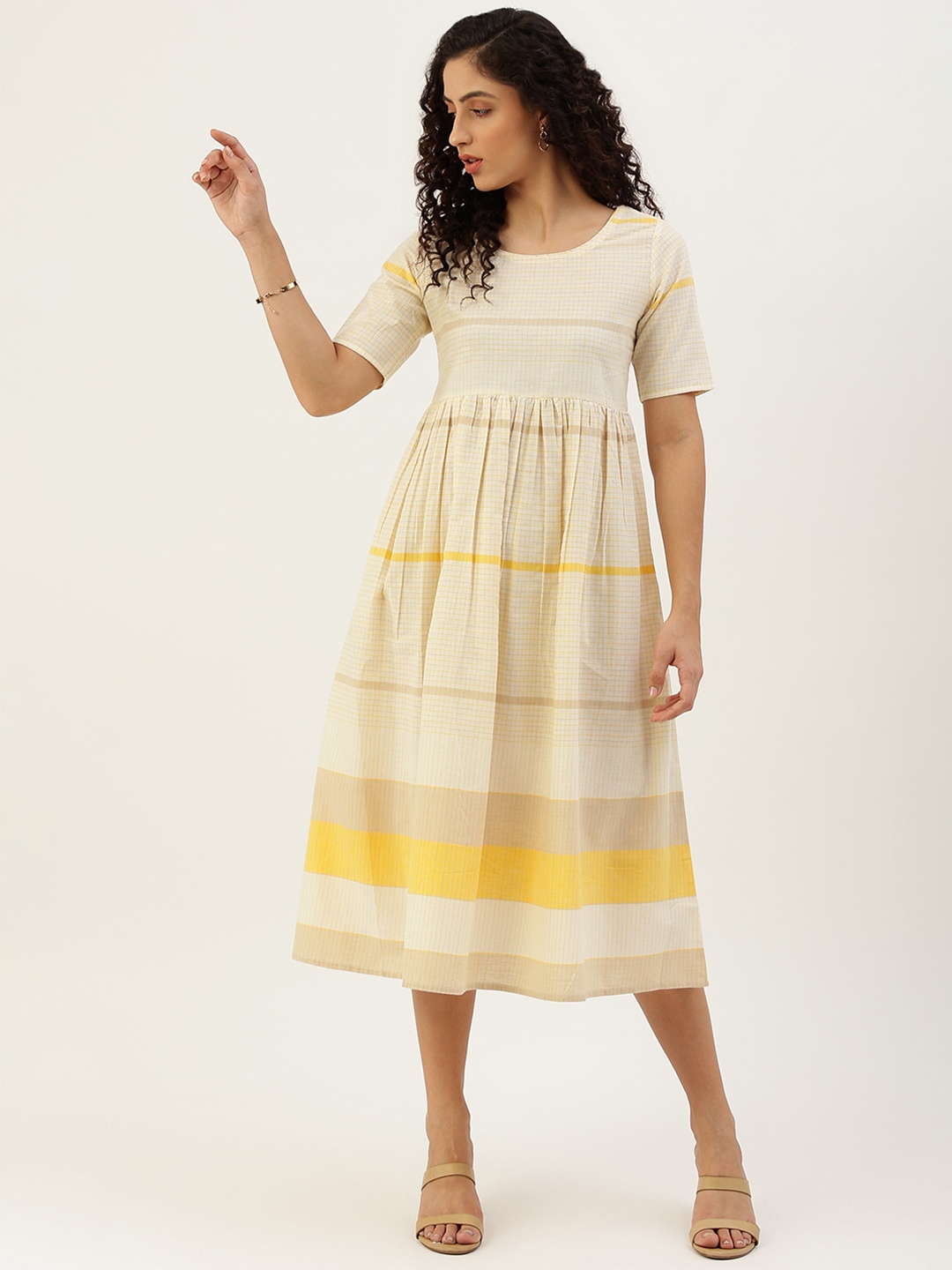 

Lokatita Off White Checked A-Line Midi Dress
