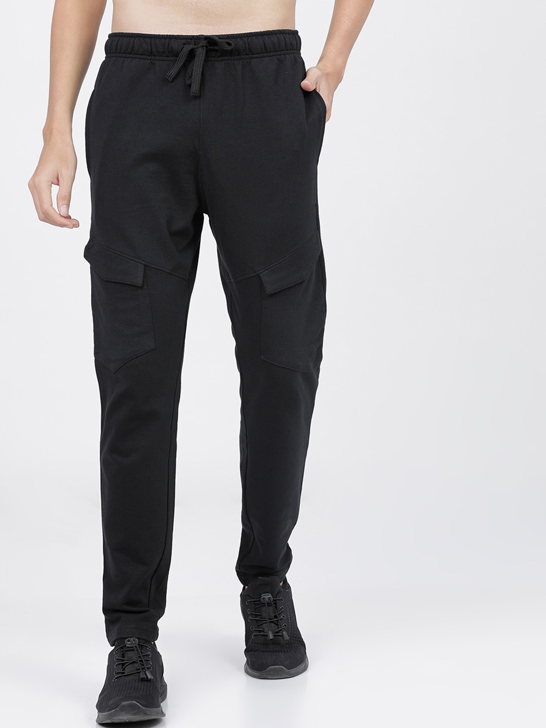 

HIGHLANDER Men Black Solid Slim-Fit Track Pants