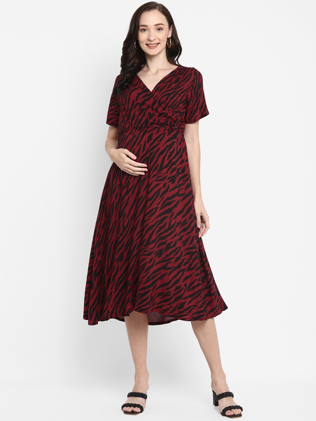 

Momsoon Maternity Red & Black Animal Maternity Dress