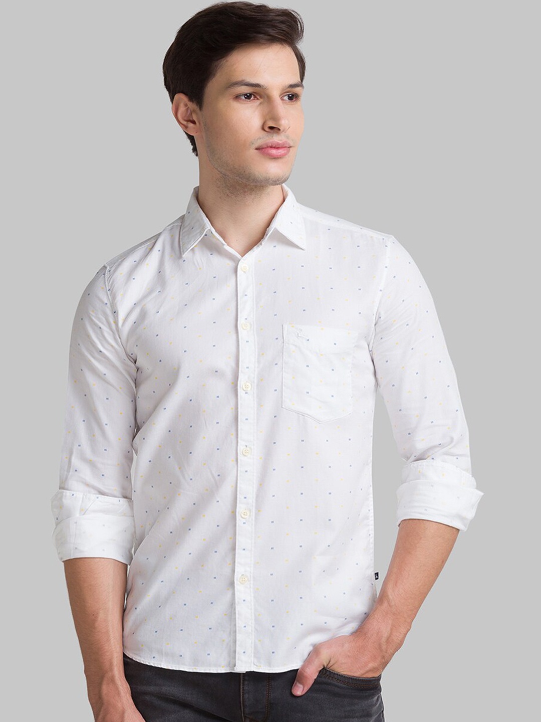

Parx Men White Slim Fit Floral Opaque Printed Casual Shirt