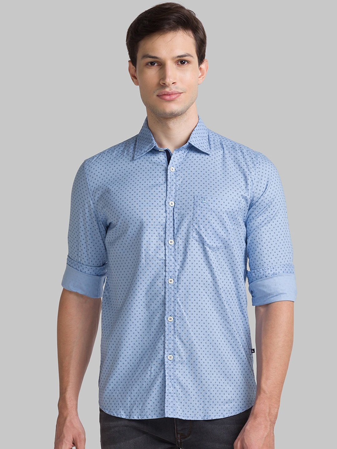 

Parx Men Blue Slim Fit Opaque Printed Casual Shirt