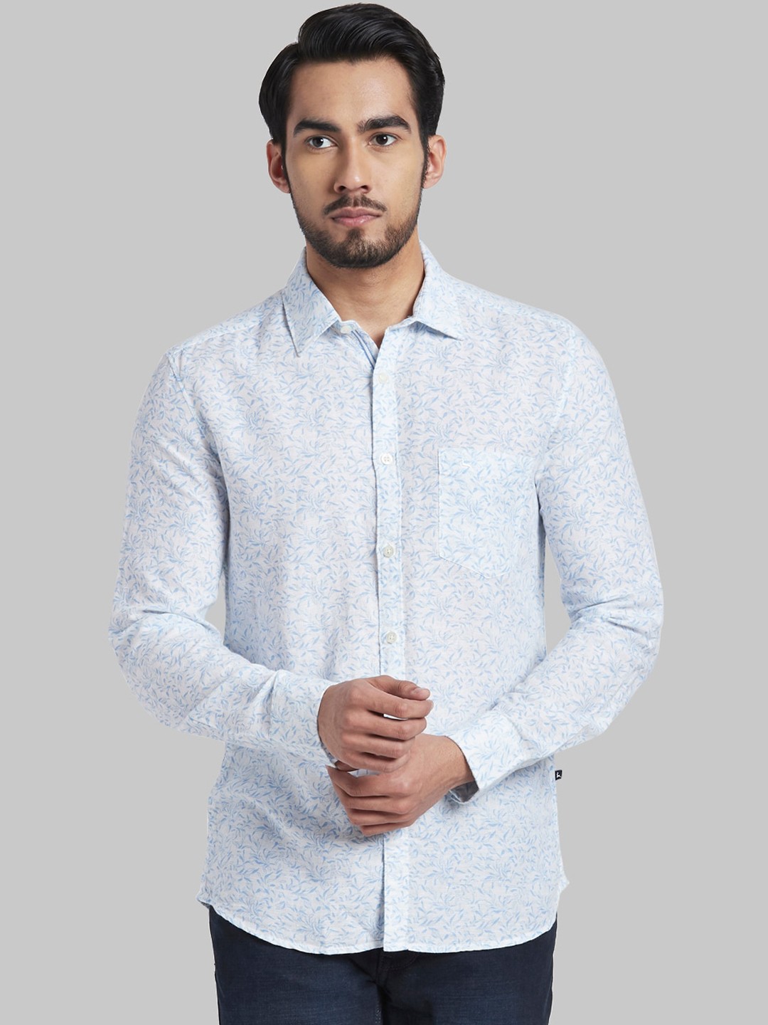 

Parx Men Blue Floral Printed Slim Fit Casual Shirt
