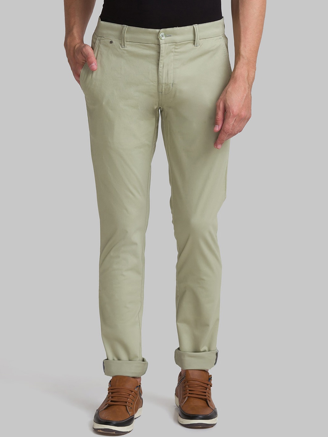 

Parx Men Green Cotton Tapered Fit Trousers