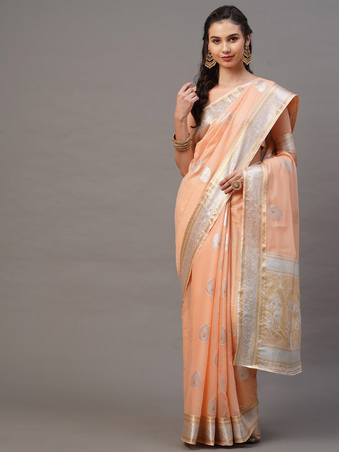 

Mitera Peach-Coloured & Silver-Toned Floral Banarasi Saree