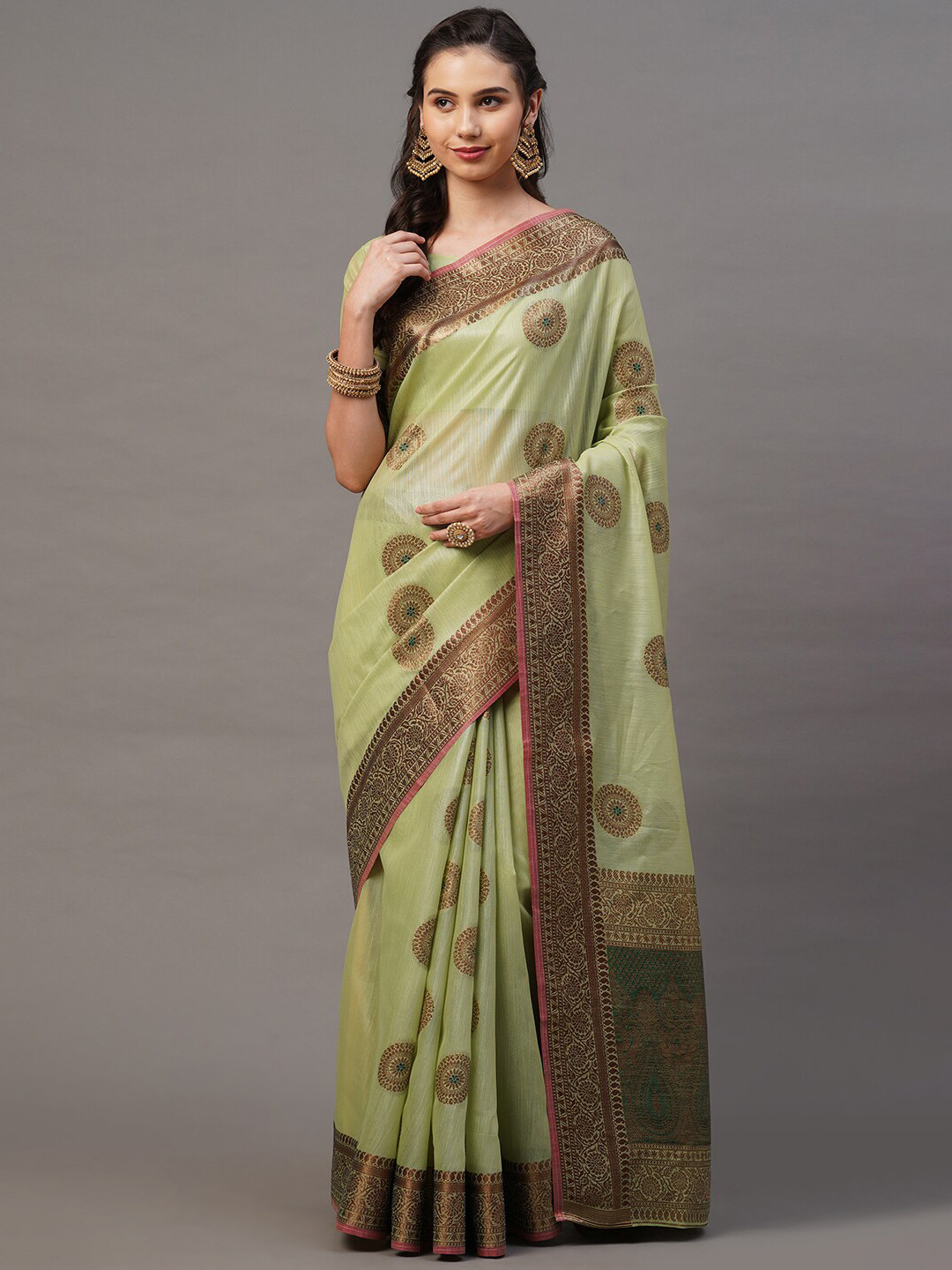 

Mitera Green & Red Floral Woven Design Banarasi Saree