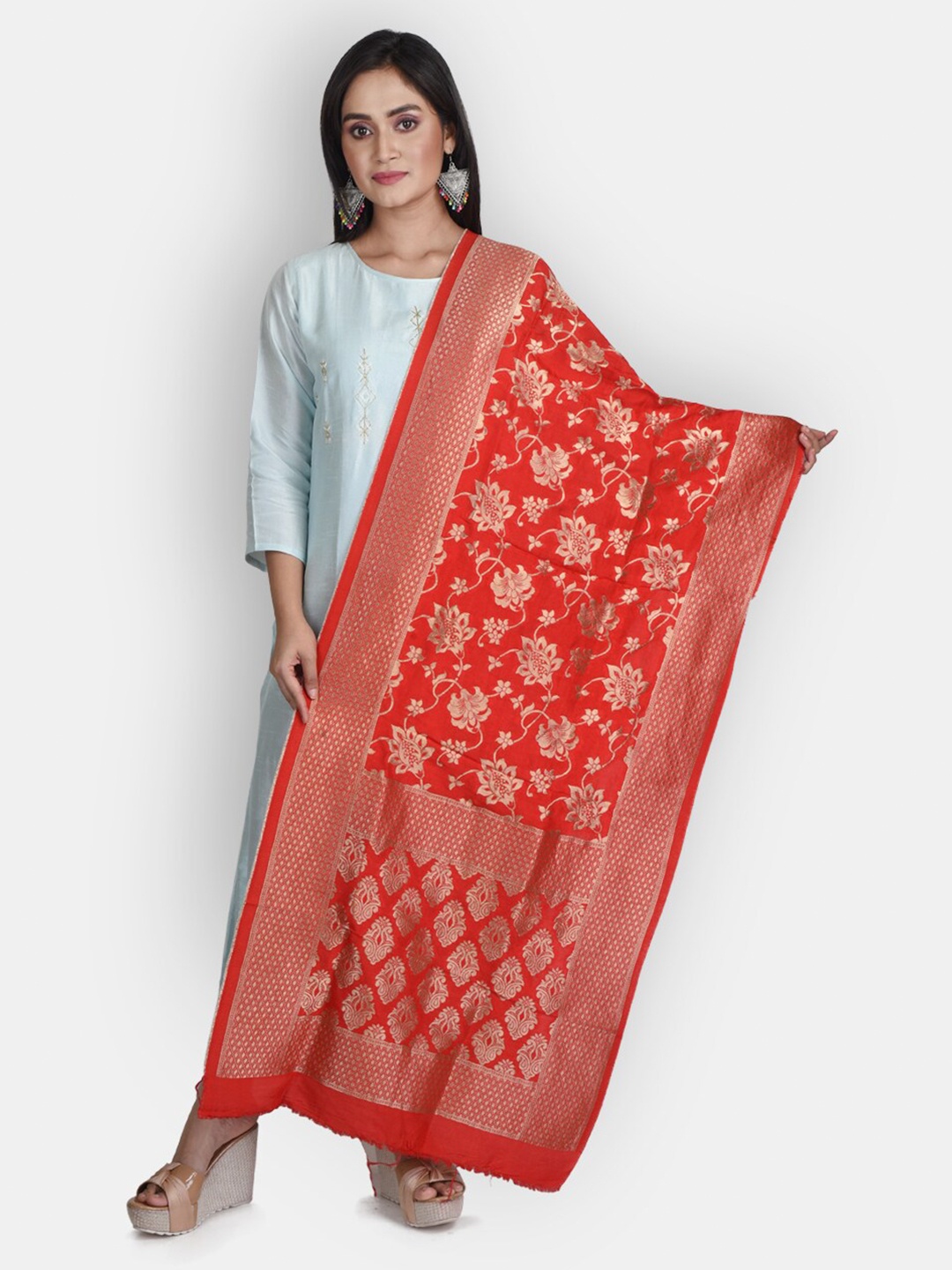 

Sanwara Red & Gold-Toned Woven Design Pure Silk Dupatta with Zari