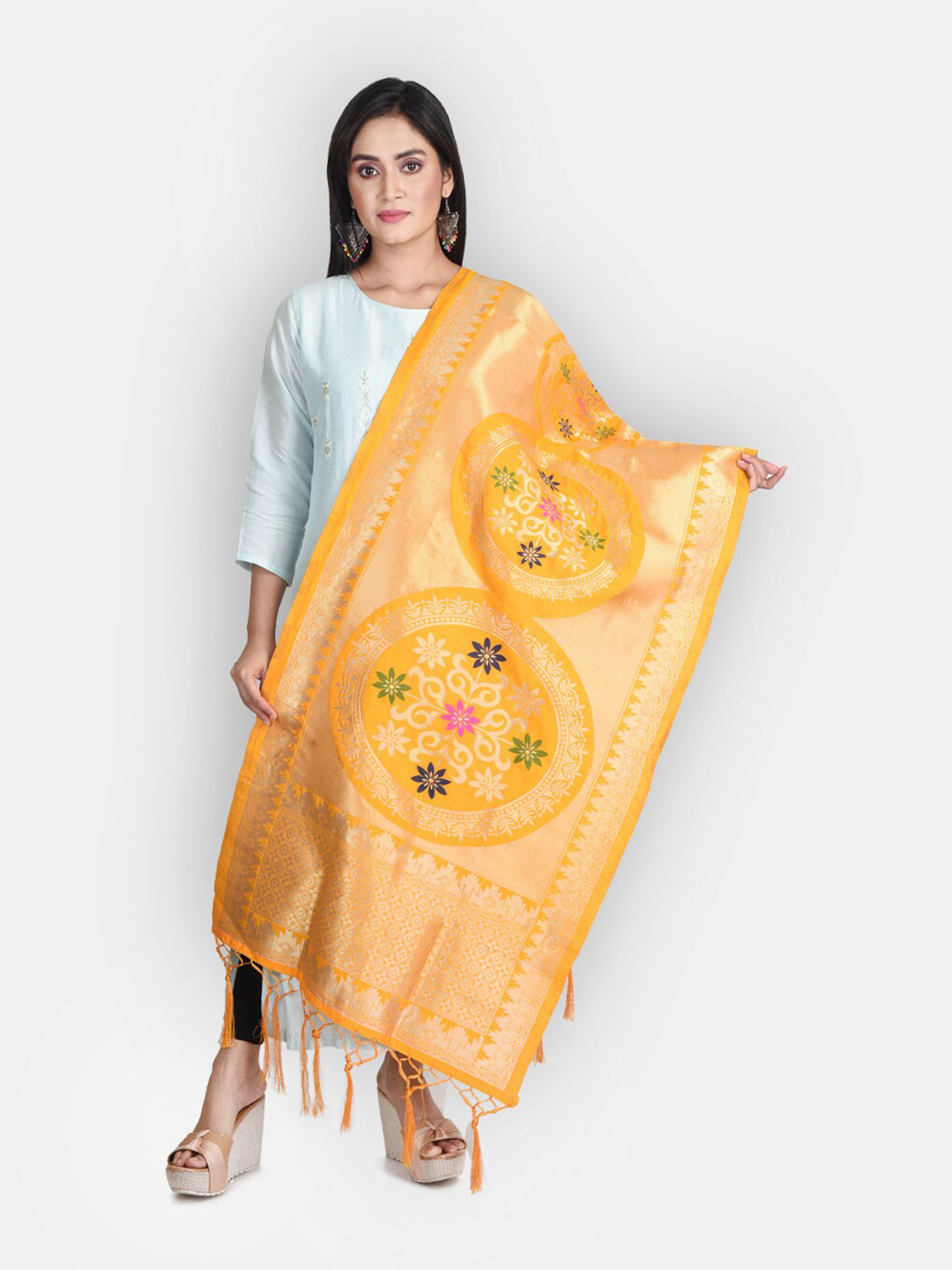 

Sanwara Yellow & Green Woven Design Pure Silk Dupatta with Zari