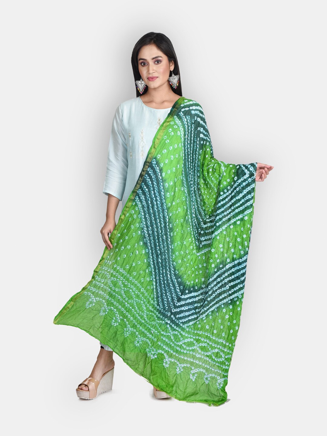 

Sanwara Green & Blue Bandhani Printed Pure Silk Dupatta