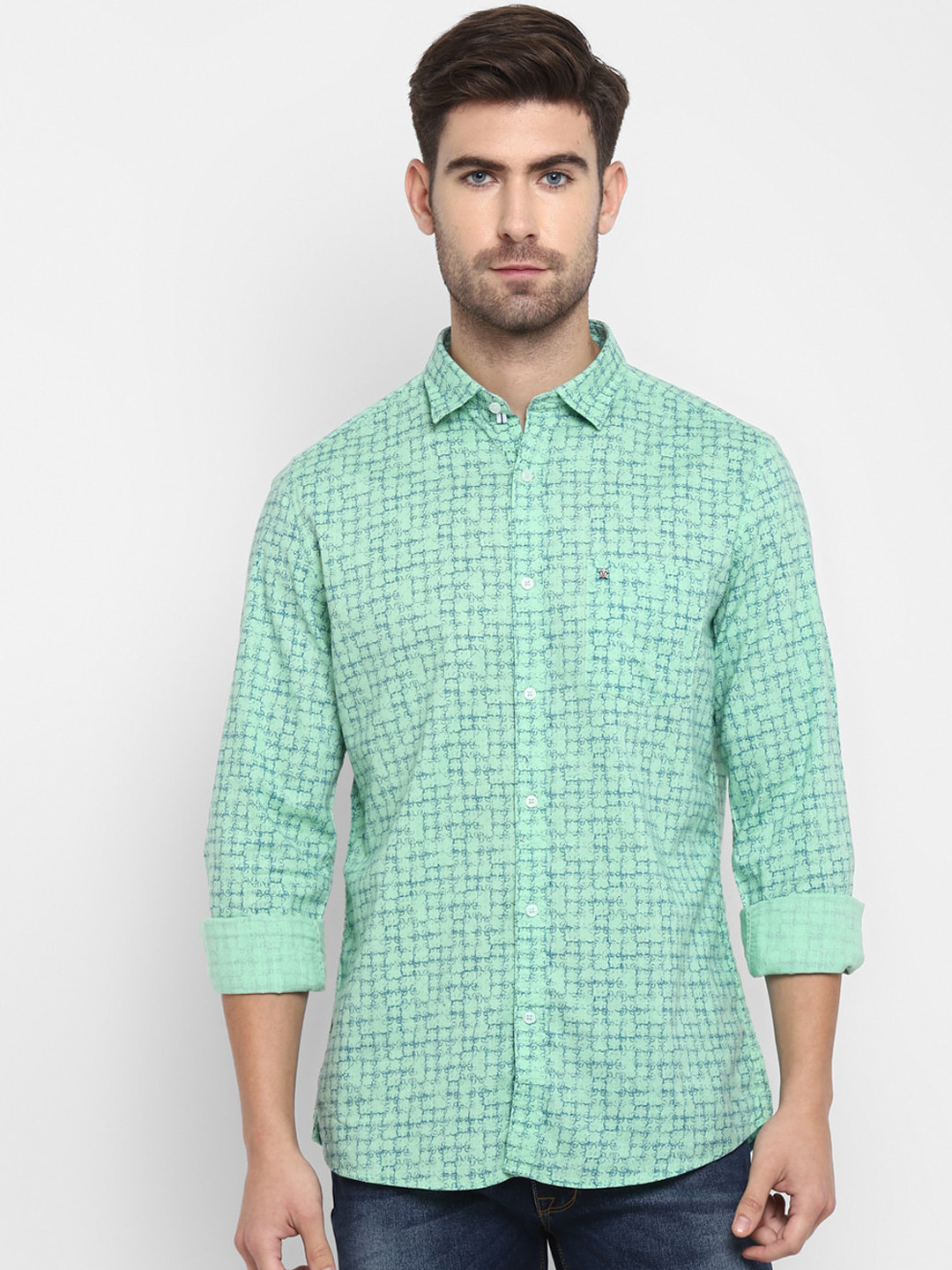 

Turtle Men Green Slim Fit Opaque Printed Casual Shirt