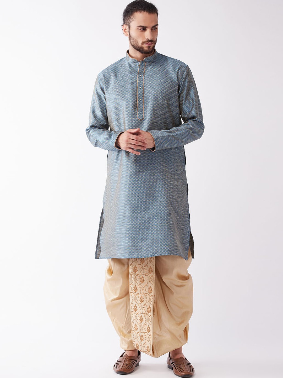 

VASTRAMAY Men Blue Thread Work Kurta with Dhoti Pants