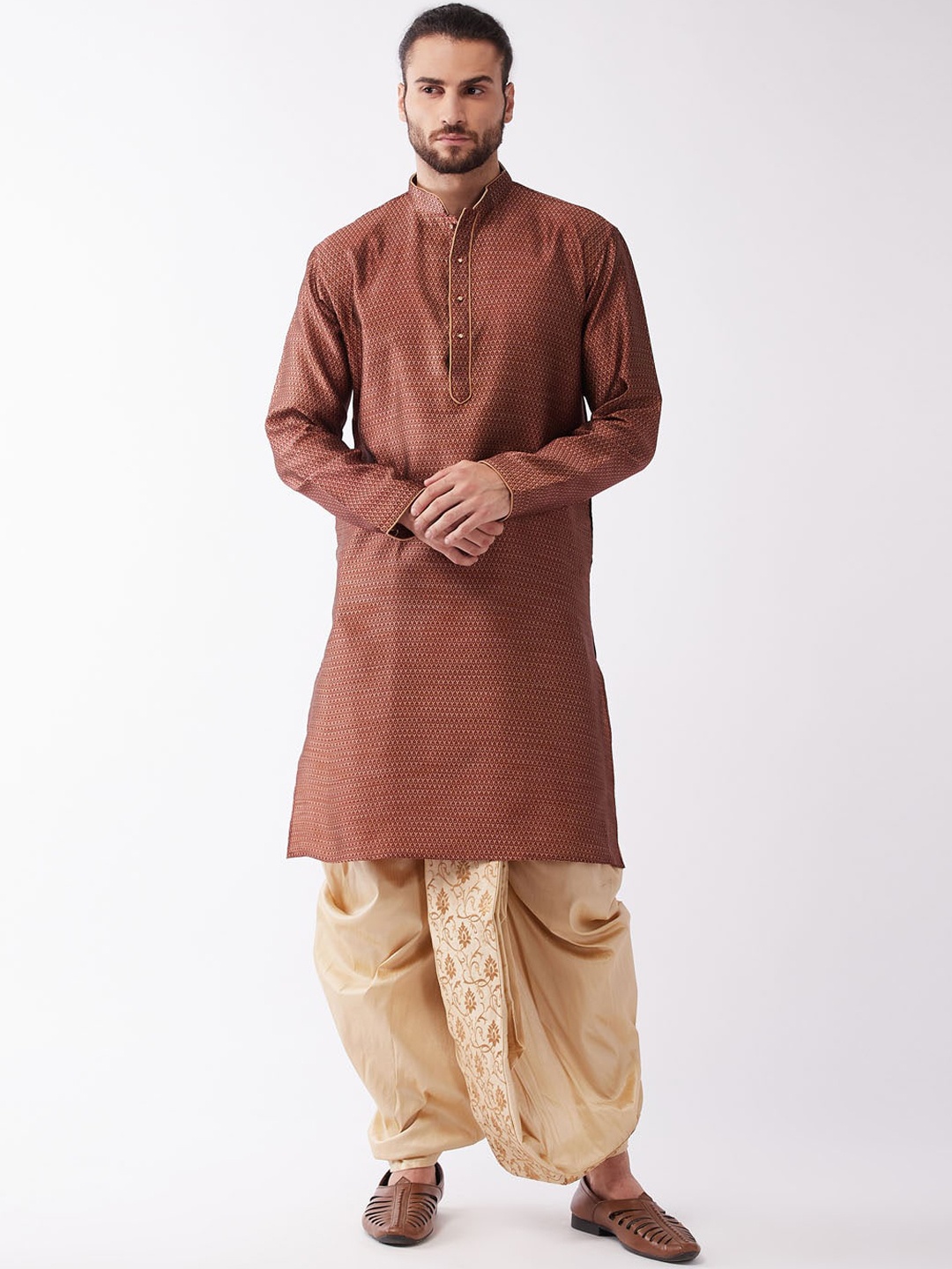 

VASTRAMAY Men Maroon Layered Thread Work Kurta with Dhoti Pants
