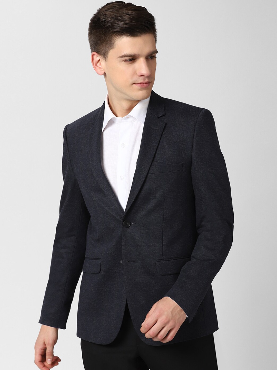 

Peter England Elite Men Navy Blue Solid Slim Fit Single-Breasted Formal Blazer